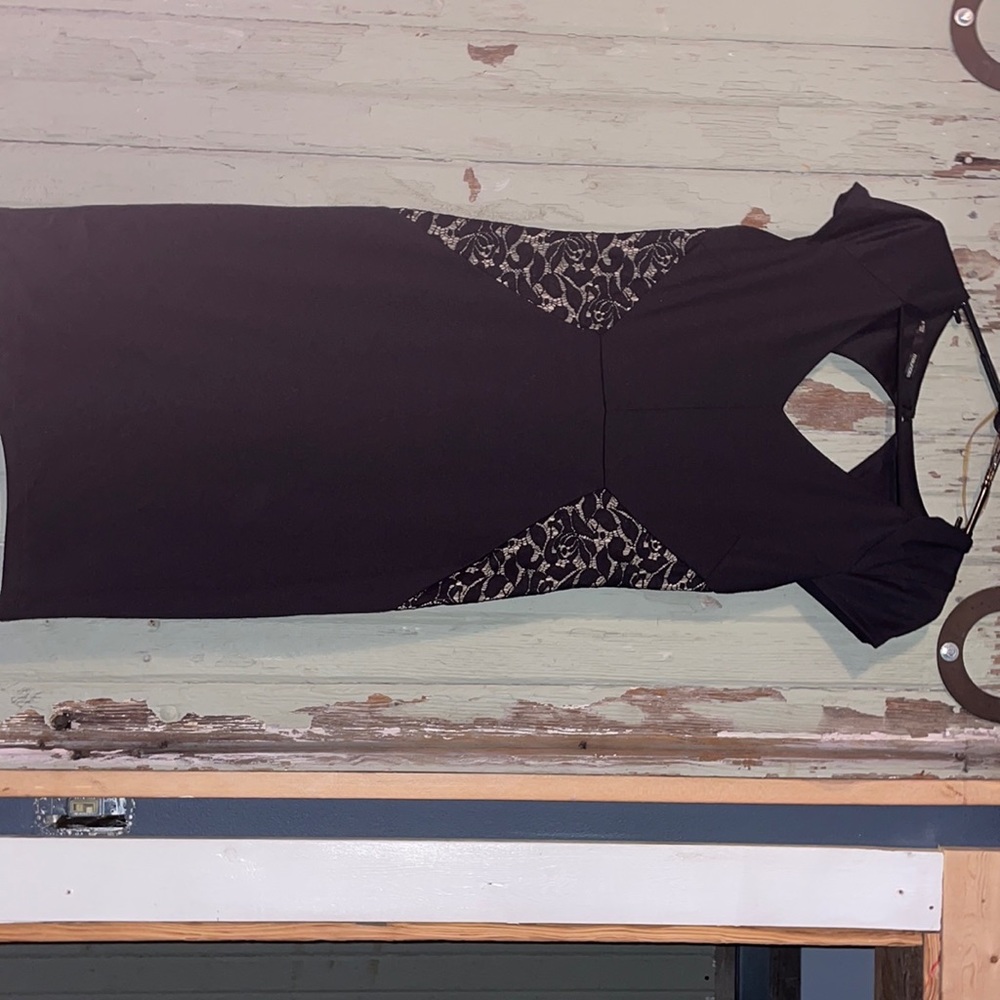 black/ tan slim fit dress